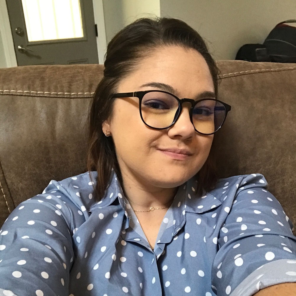 Meet your Posher, Lauren